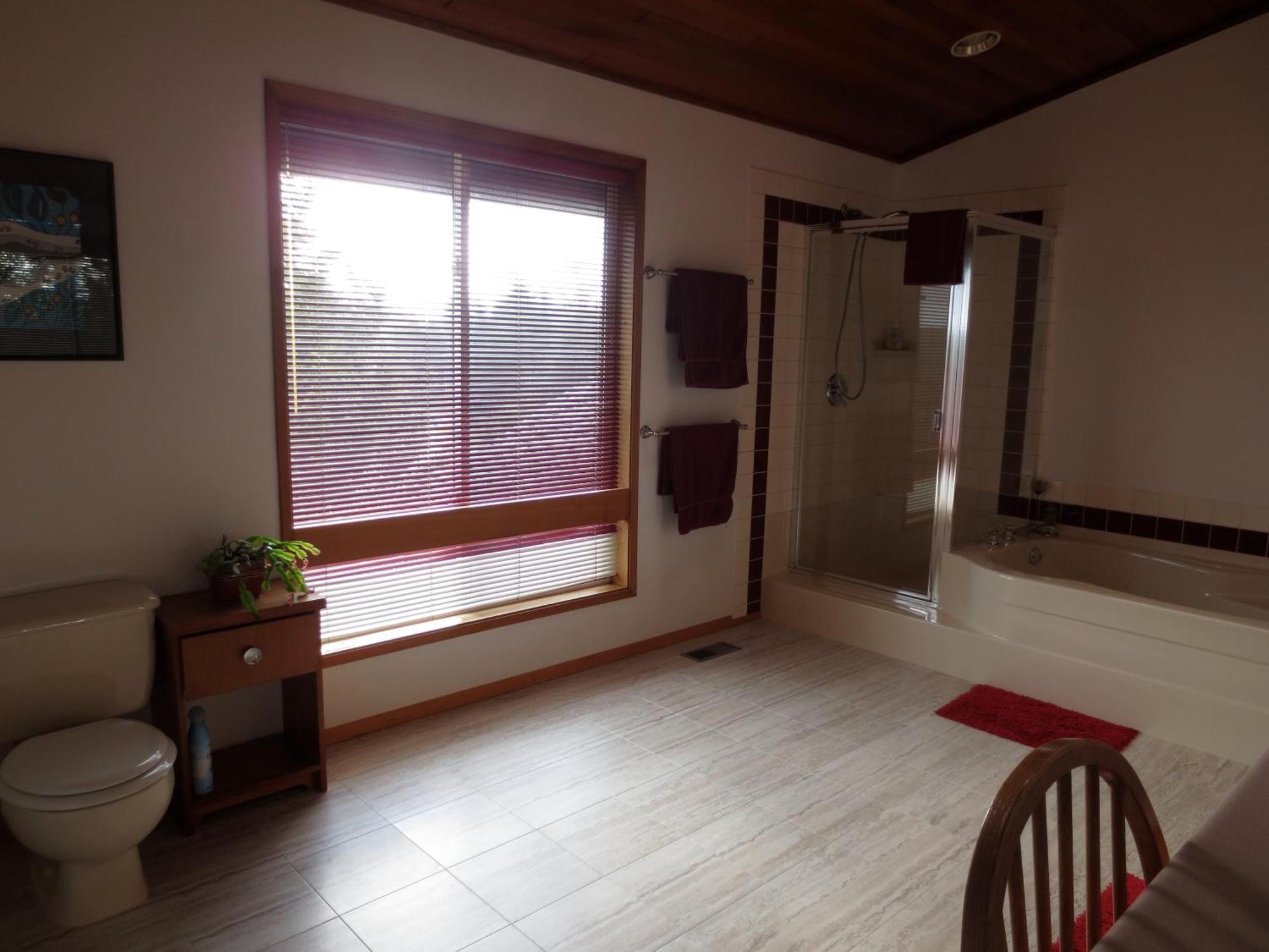 Moon And Sixpence Bed & Breakfast ยูคลูเลต ภายนอก รูปภาพ